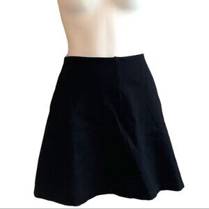 H&M Black Solid A-Line Circle Above Knee Unpleated Skater Skirt Size Small